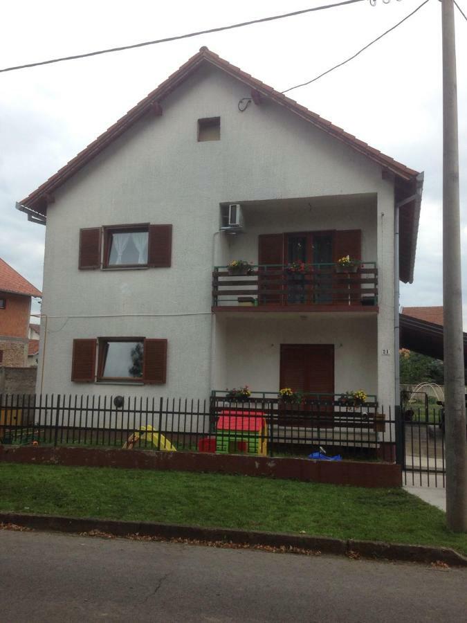 Apartmani Marin Vukovar Zewnętrze zdjęcie